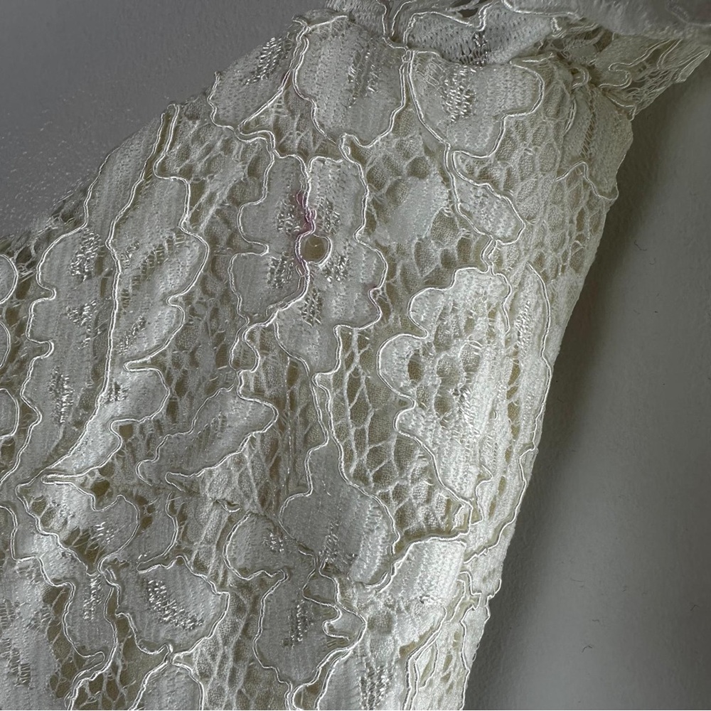 Reformation dress - Picture 8 of 14